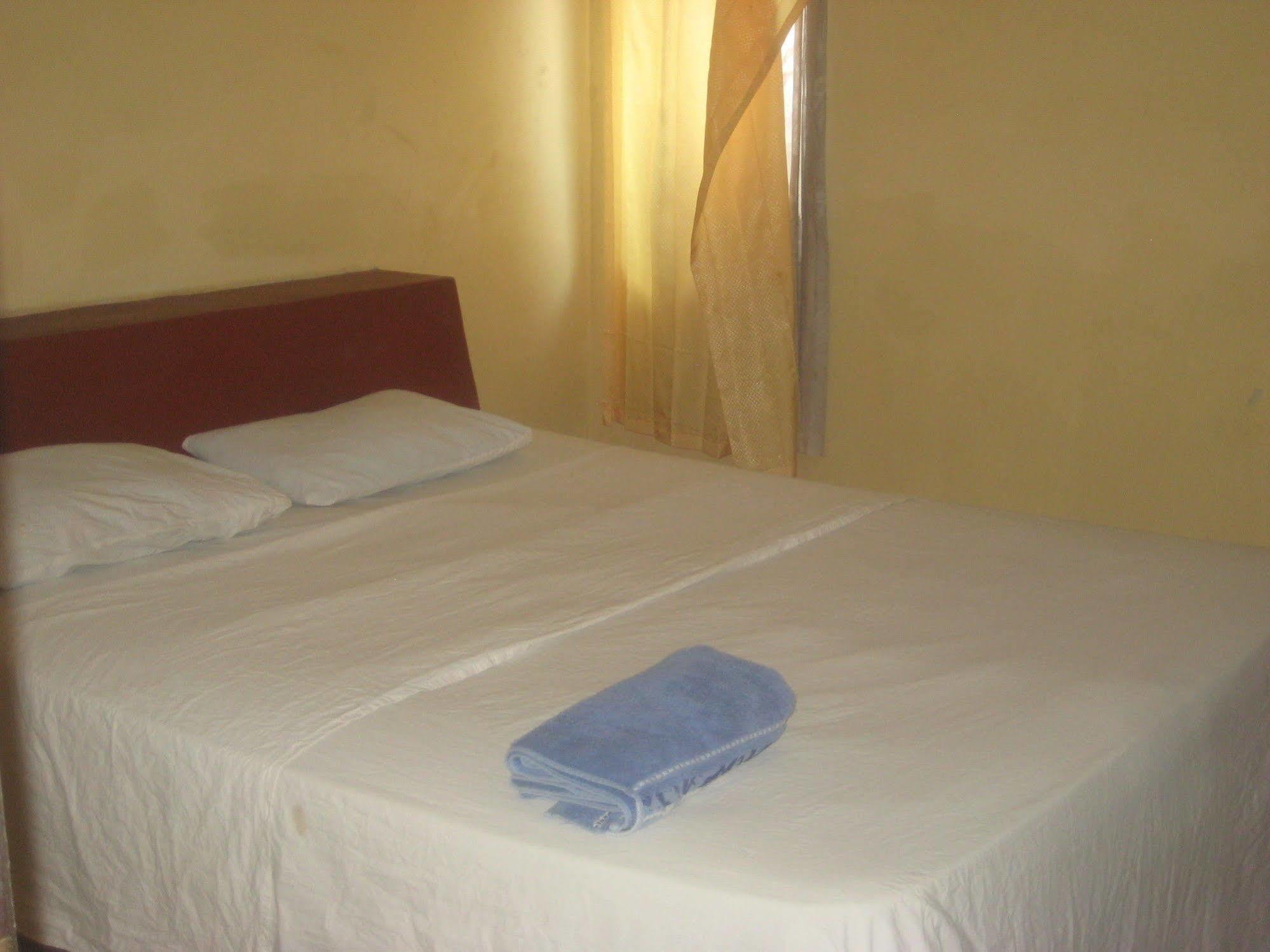 Syifa Homestay Gili Trawangan Exteriör bild