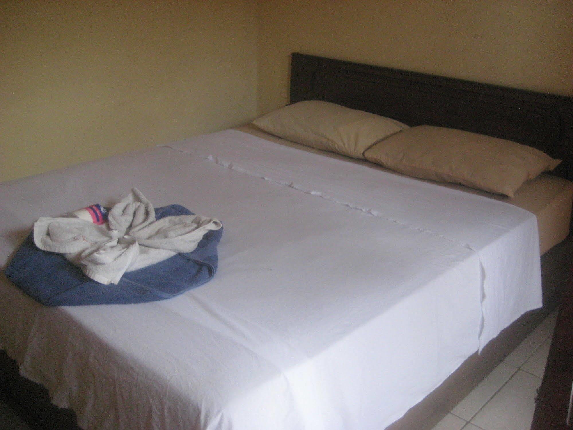 Syifa Homestay Gili Trawangan Exteriör bild